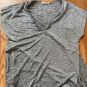 Zara women side cropped gray shirt